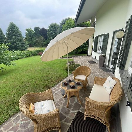 B&B Marilena Guanzate Bagian luar foto