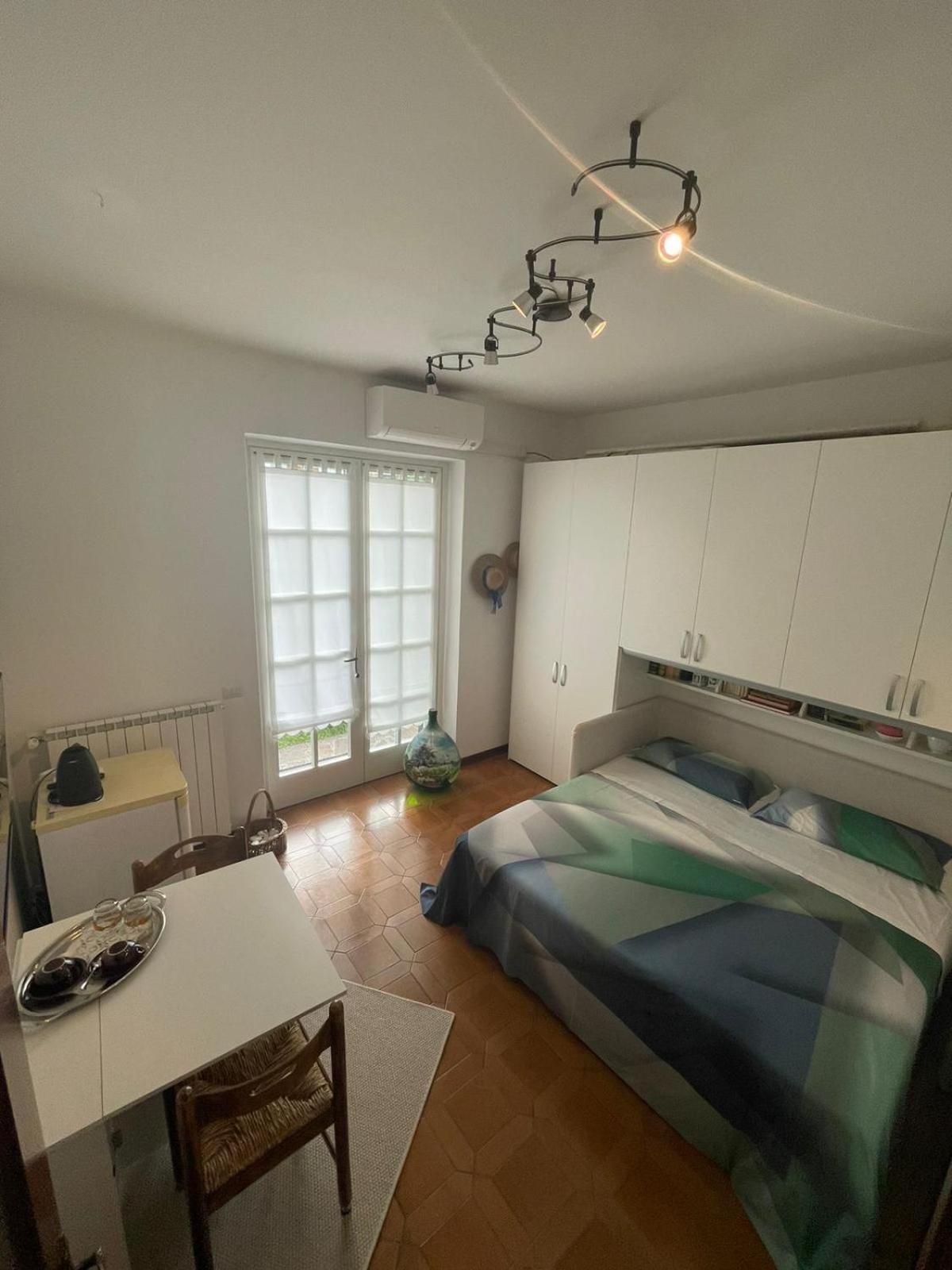 B&B Marilena Guanzate Bagian luar foto